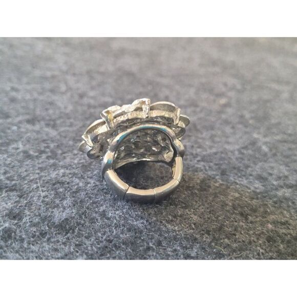 Silver Rhinestone Cocktail Ring adjustable flex band - Picture 2 of 4